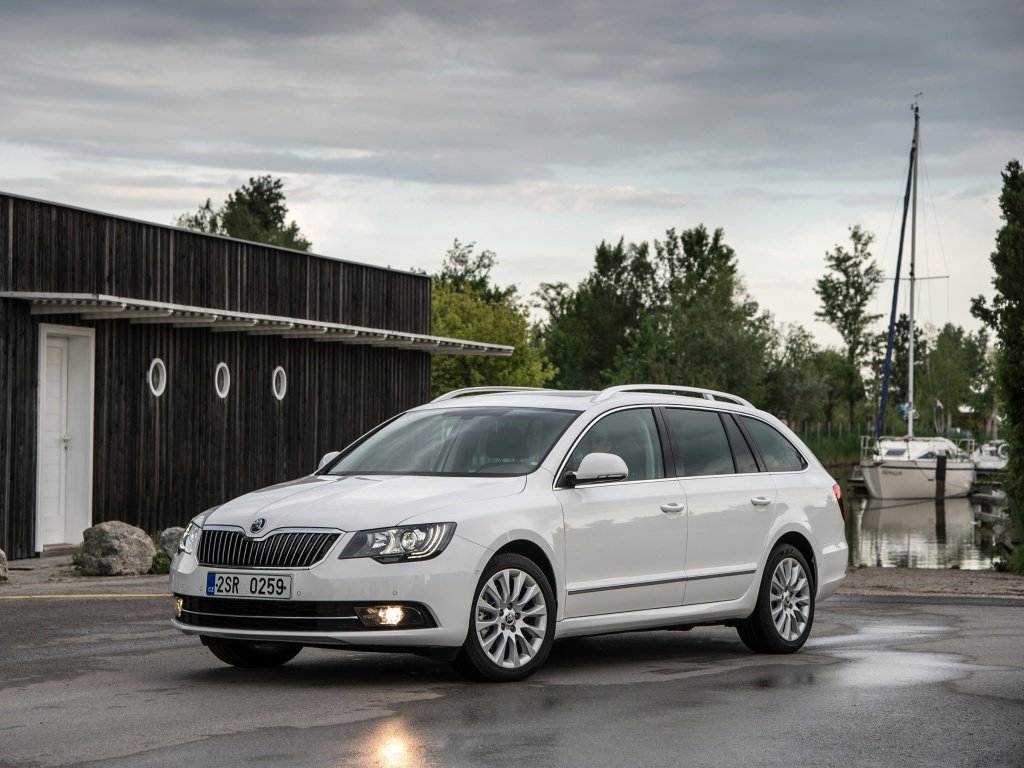 Skoda Суперб 2015