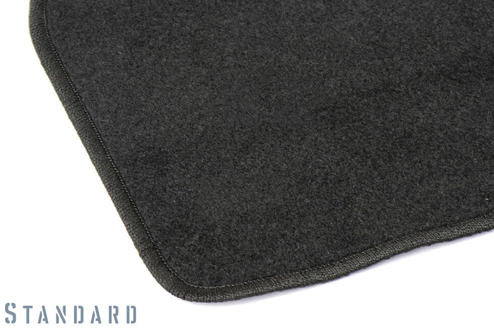 Коврики текстильные "Стандарт" для Audi SQ5 (suv / FY) 2016 - Н.В., черные, 4шт.